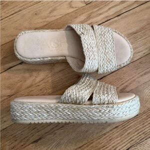 BEACH by MATISSE Layback Natural Woven Rafia Platform Sandal Slides Sz 8